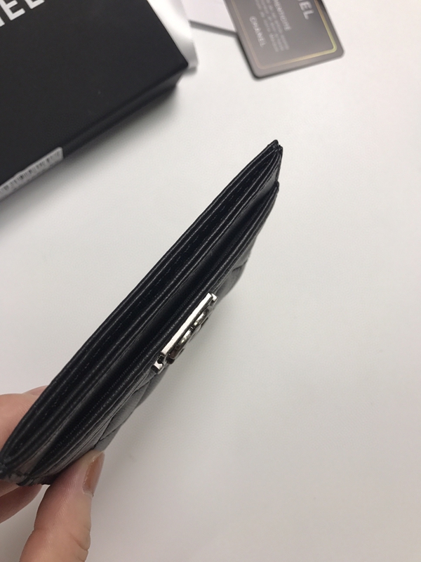 コピーシャネル激安財布素材ディテール